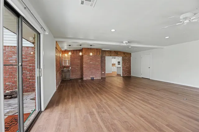Photo 4 — 721 Brightside Street, Oklahoma City, OK 73110
