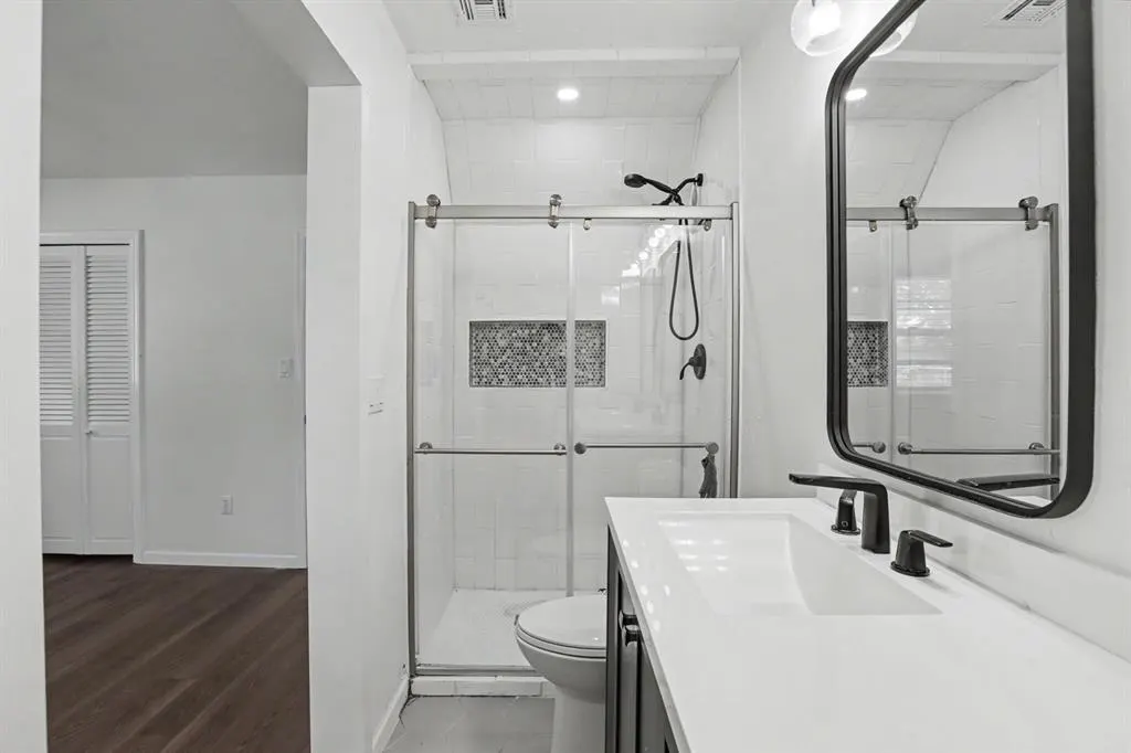 Photo 10 — 721 Brightside Street, Oklahoma City, OK 73110