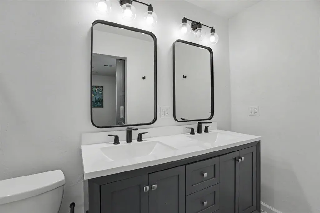 Photo 11 — 721 Brightside Street, Oklahoma City, OK 73110