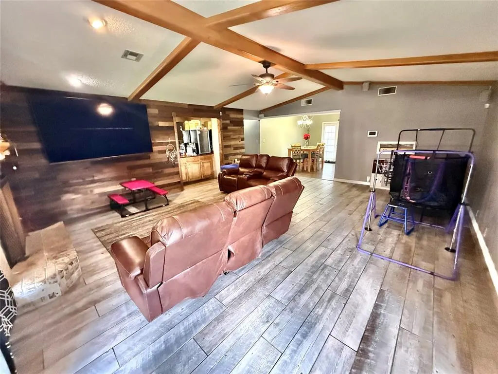 Photo 4 — 1209 S Trail Drive, Altus, OK 73521
