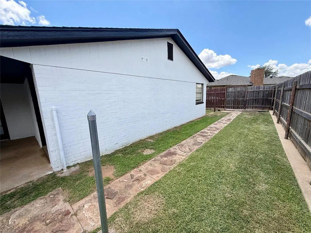 Photo 27 — 1209 S Trail Drive, Altus, OK 73521