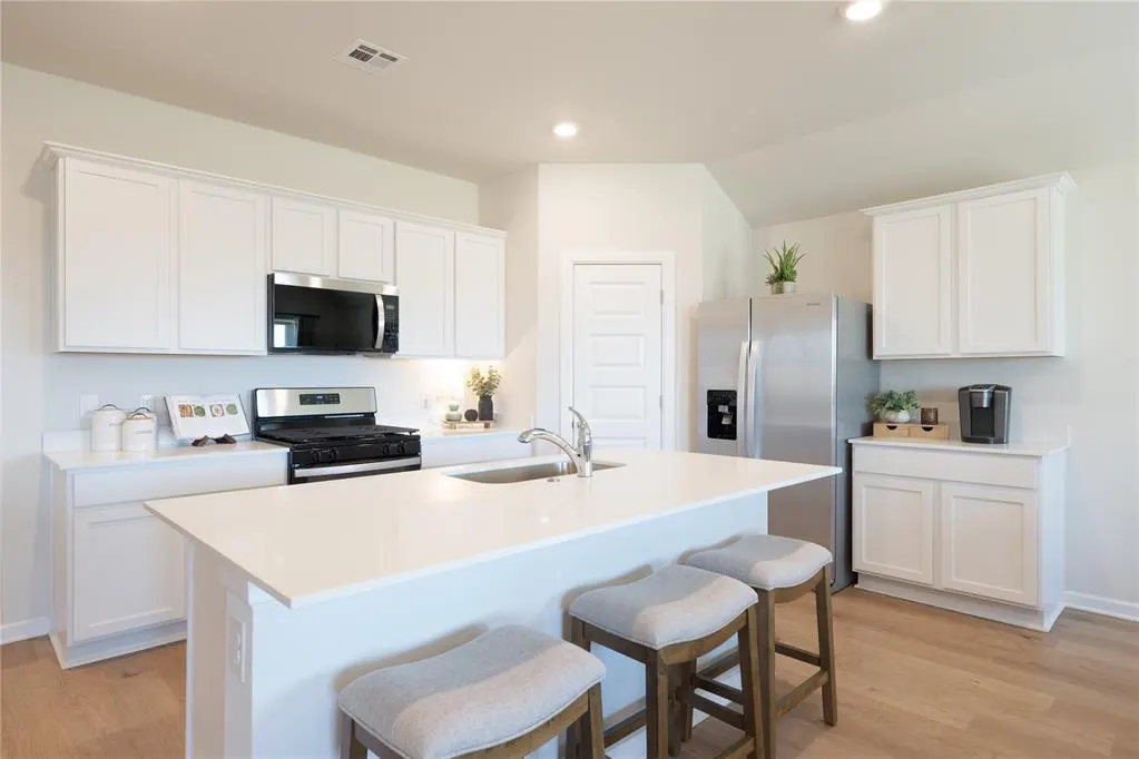 Photo 4 — 1401 51st Street, Noble, OK 73068
