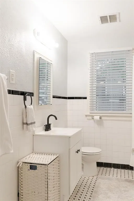 Photo 30 — 2124 NW 29th Street, Oklahoma City, OK 73107