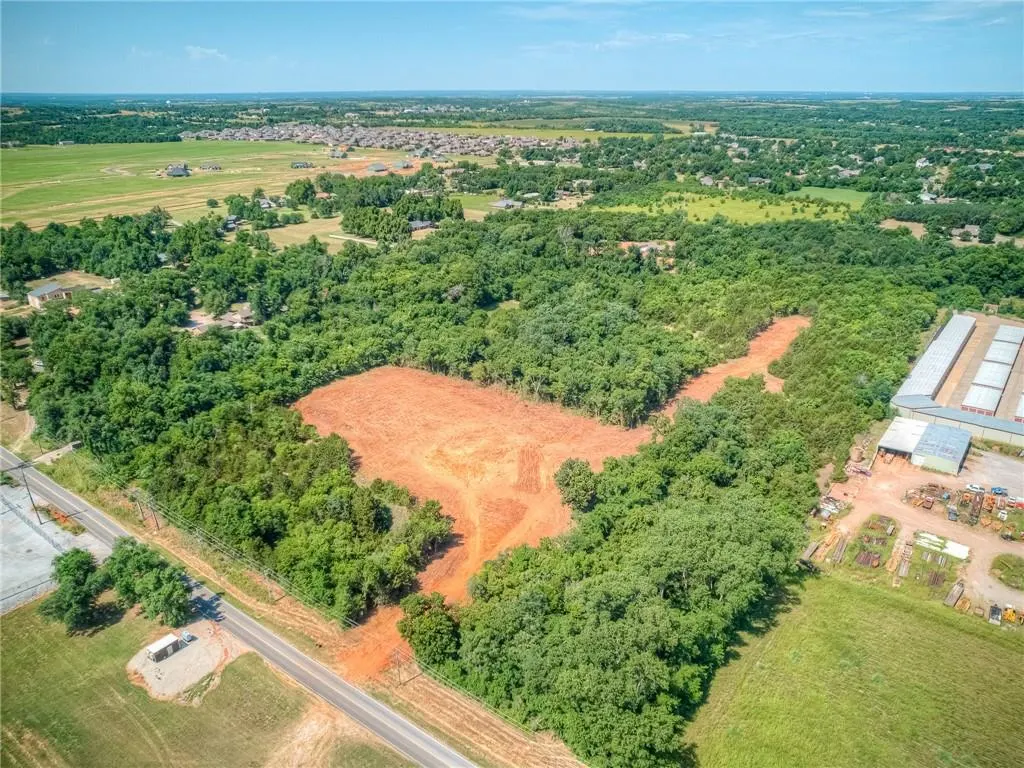 Front exterior — 32420 24th Avenue, Norman, OK 73072