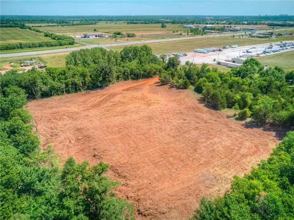 Photo 14 — 32420 24th Avenue, Norman, OK 73072