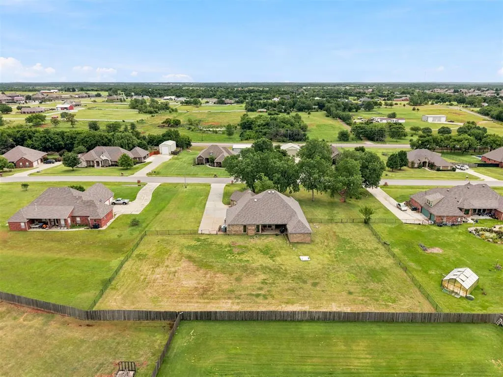 Photo 37 — 15215 Coral Creek Lane, Oklahoma City, OK 73165