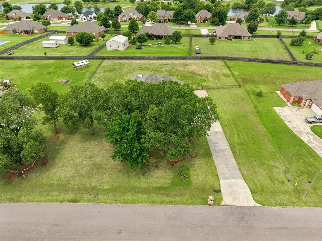 Photo 44 — 15215 Coral Creek Lane, Oklahoma City, OK 73165