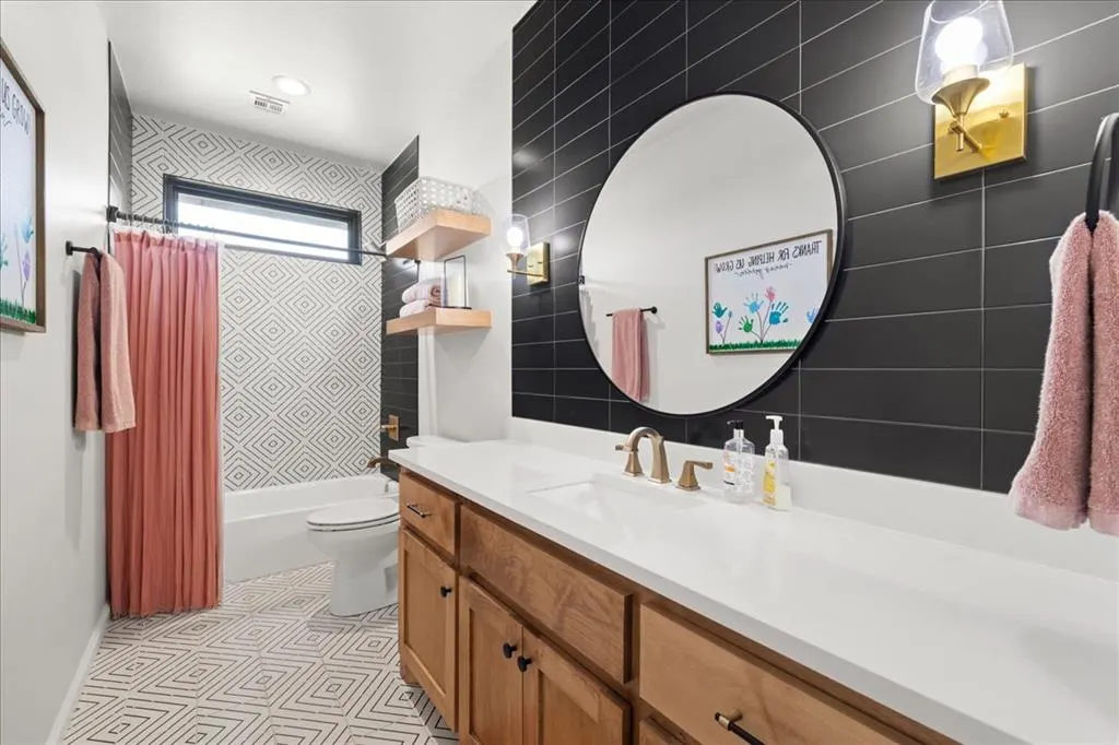 Photo 18 — 2560 S Sara Avenue, Blanchard, OK 73010