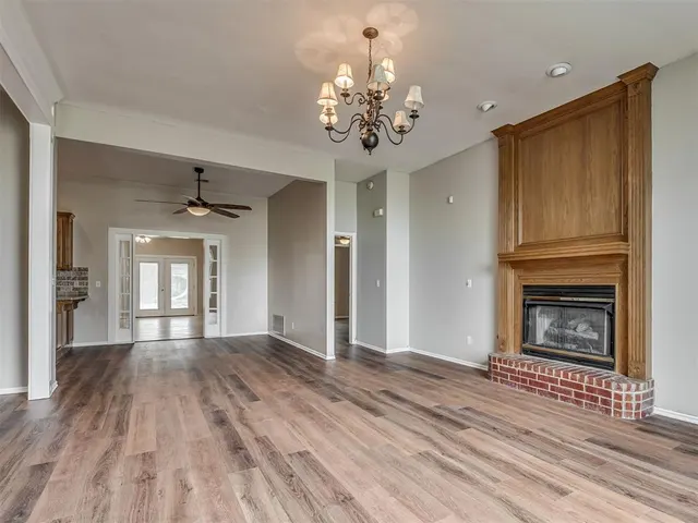 Photo 5 — 1085 Pioneer Road, Tuttle, OK 73089