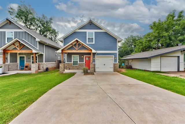 Photo 2 — 606 S Littler Avenue, Edmond, OK 73034