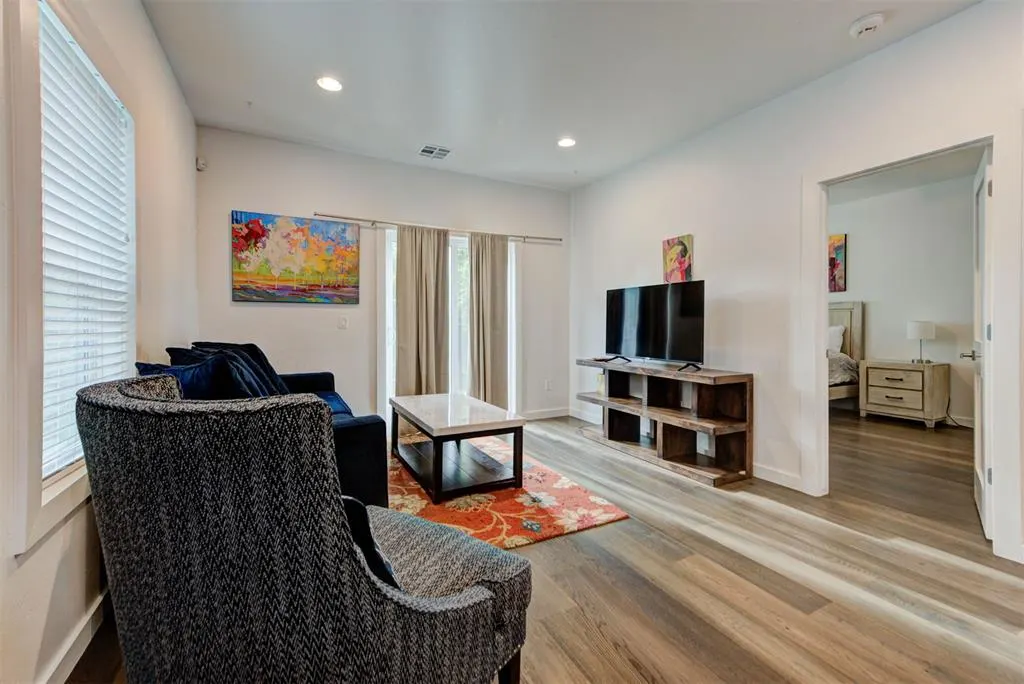Photo 12 — 606 S Littler Avenue, Edmond, OK 73034