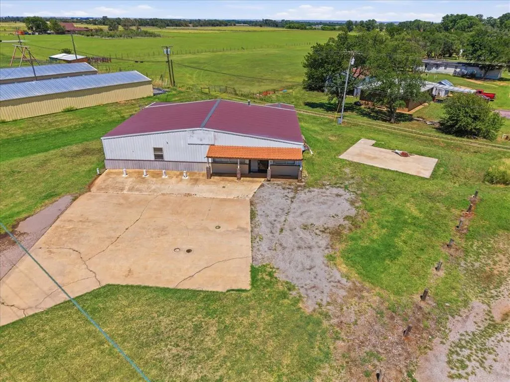 Photo 15 — 221 S 44 Highway, Burns Flat, OK 73647