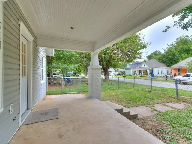 Photo 3 — 701 S Ellison Avenue, El Reno, OK 73036