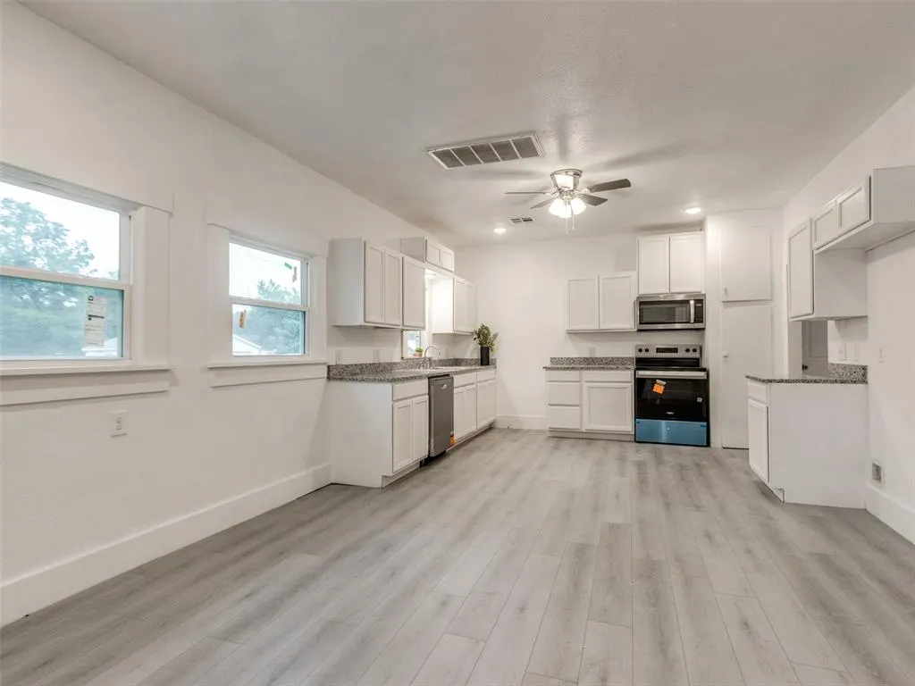 Photo 12 — 701 S Ellison Avenue, El Reno, OK 73036