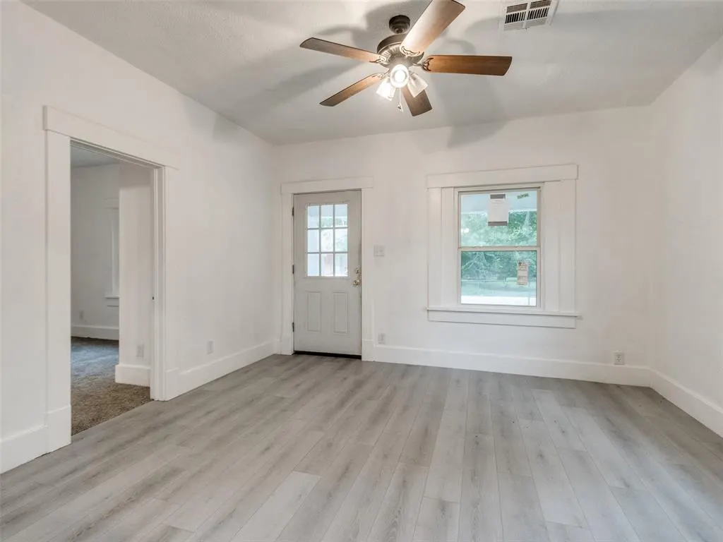 Photo 8 — 701 S Ellison Avenue, El Reno, OK 73036