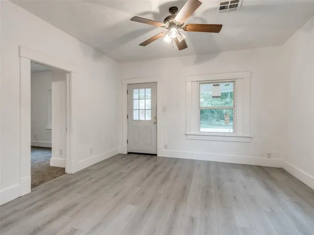 Photo 8 — 701 S Ellison Avenue, El Reno, OK 73036