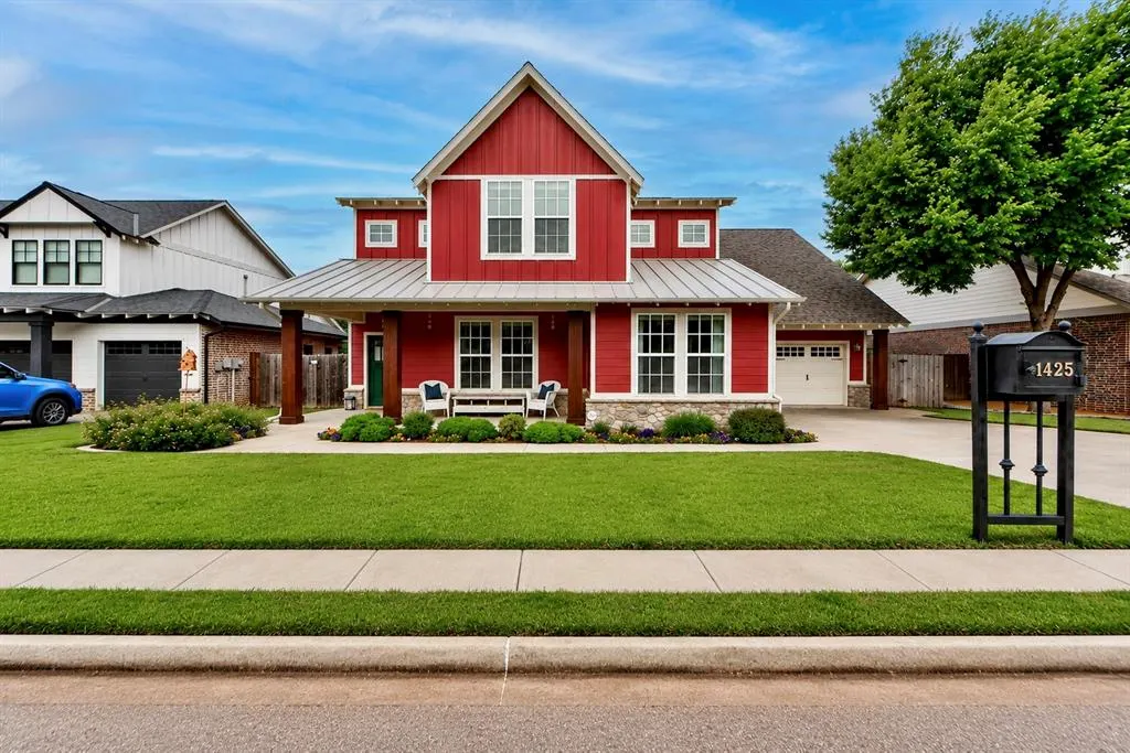 Front exterior — 1425 Boathouse Road, Edmond, OK 73034