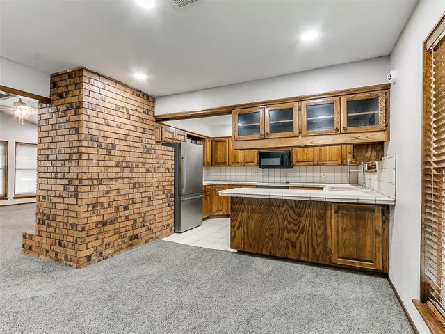 Photo 3 — 8336 NW 82nd Street, Oklahoma City, OK 73132
