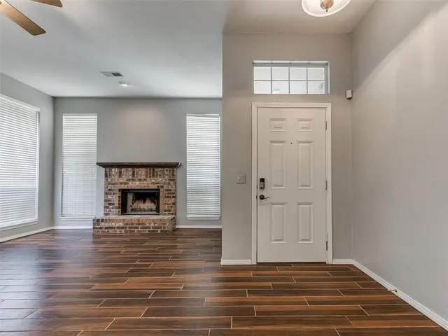 Photo 3 — 169 Stonebrook Lane, Edmond, OK 73003
