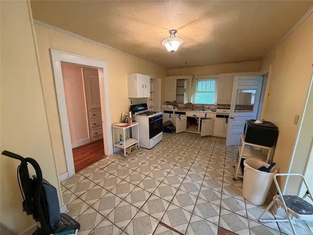 Photo 5 — 501 E Seminole Avenue, Wewoka, OK 74884