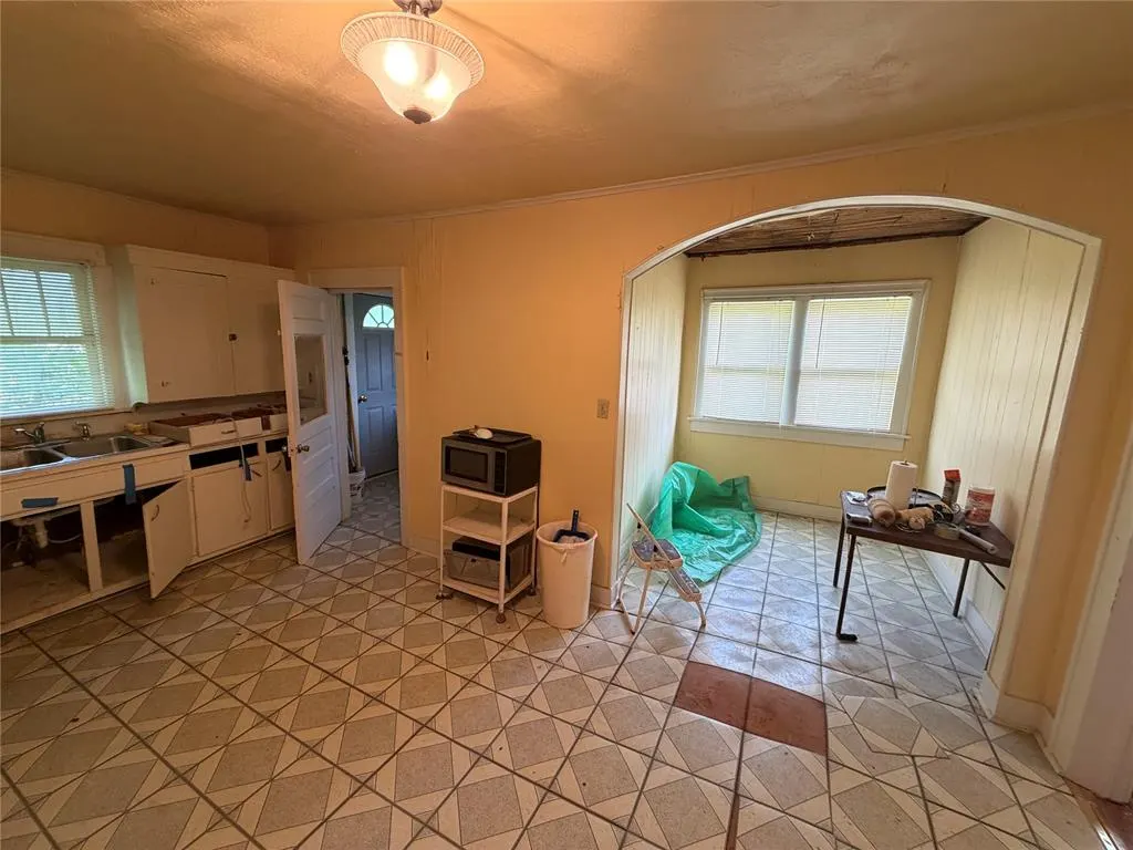 Photo 6 — 501 E Seminole Avenue, Wewoka, OK 74884