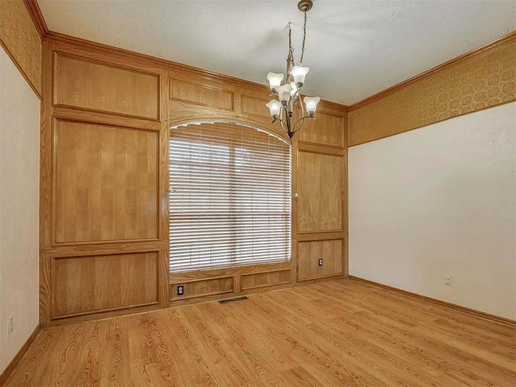 Photo 5 — 11508 Randwick Drive, Oklahoma City, OK 73162