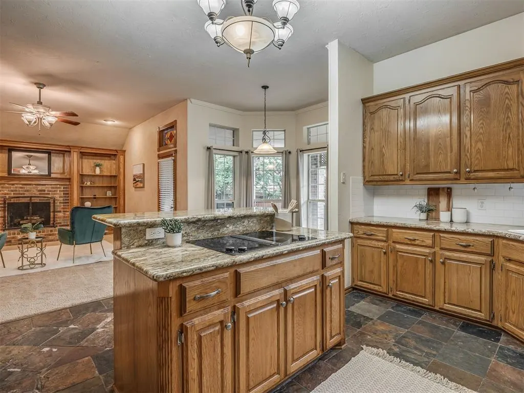 Photo 12 — 11508 Randwick Drive, Oklahoma City, OK 73162