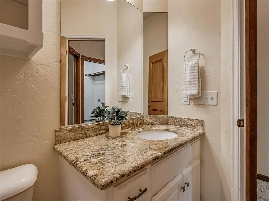 Photo 22 — 11508 Randwick Drive, Oklahoma City, OK 73162