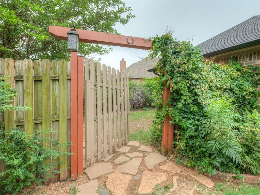Photo 28 — 11508 Randwick Drive, Oklahoma City, OK 73162
