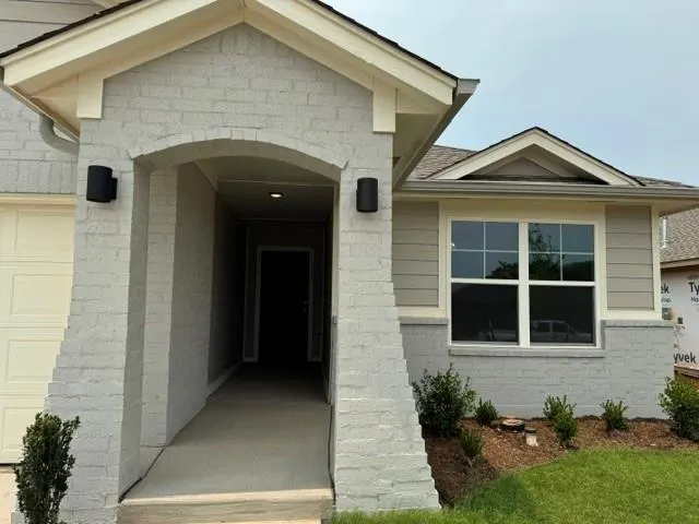 Photo 2 — 4006 Eureka Street, Norman, OK 73069