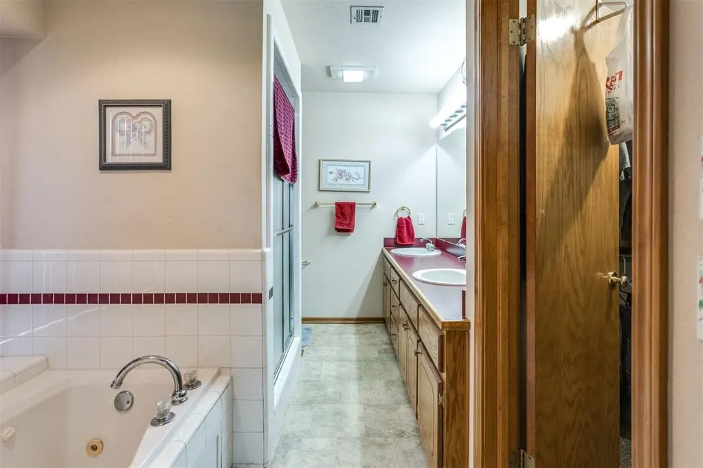 Photo 29 — 580 S Texas Avenue, Midwest City, OK 73130