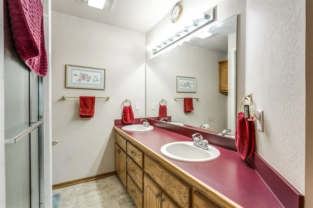 Photo 31 — 580 S Texas Avenue, Midwest City, OK 73130