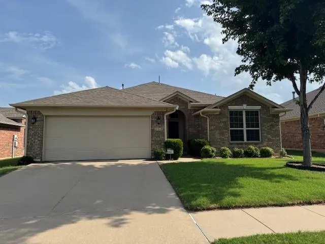 Front exterior — 2312 SW 136th Street, Oklahoma City, OK 73170