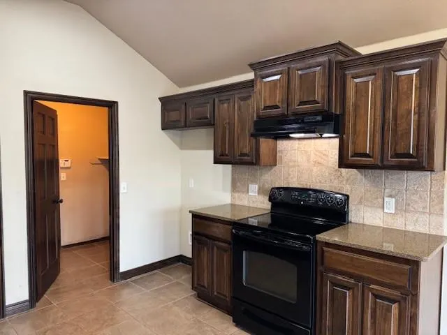 Photo 11 — 2312 SW 136th Street, Oklahoma City, OK 73170