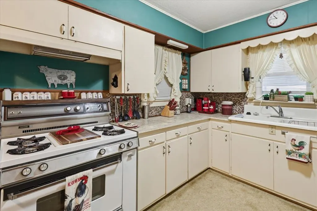 Photo 17 — 417 W Birch, Hobart, OK 73651