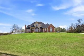 Sold home at 14230 S Robin Nest