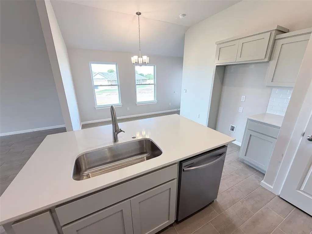 Photo 4 — 3029 NW 196th Place, Edmond, OK 73012