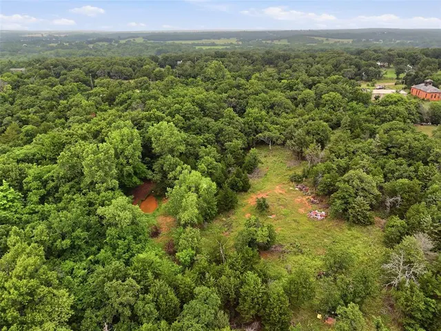 Photo 5 — 0000 E 4th Street, Fallis, OK 74881