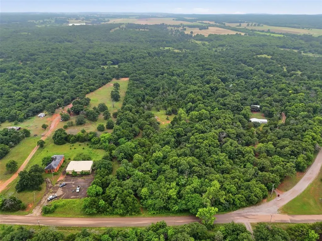 Photo 8 — 0000 E 4th Street, Fallis, OK 74881