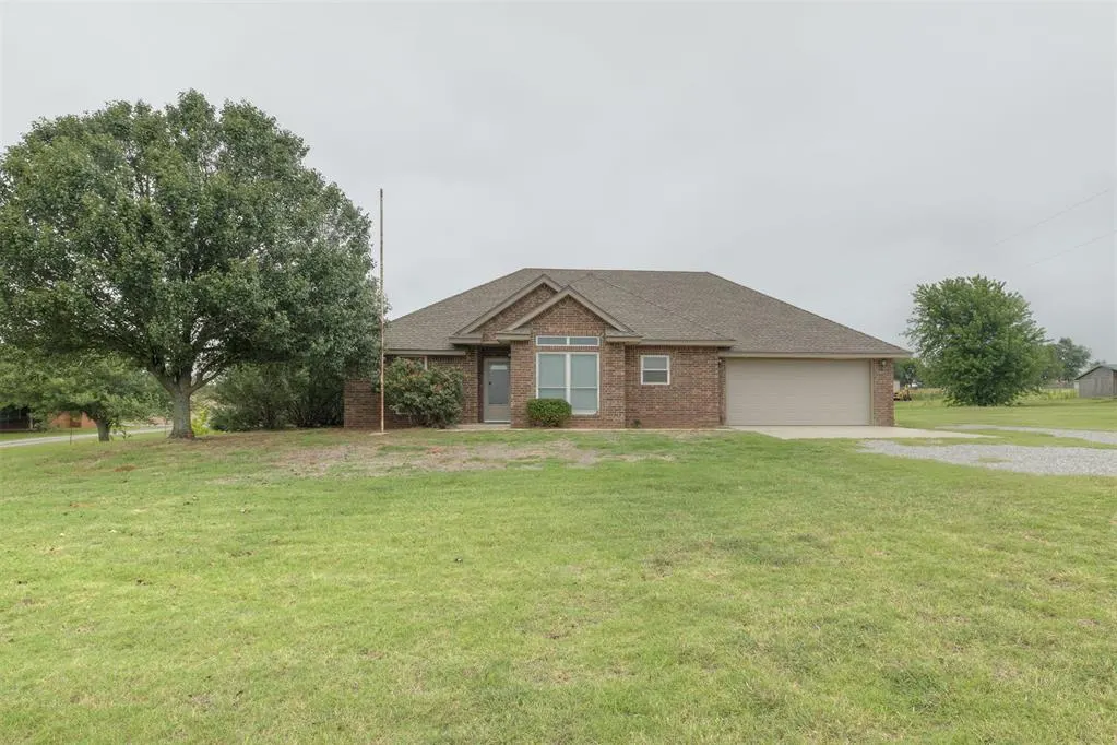 Front exterior — 2384 County Road 1270, Blanchard, OK 73010