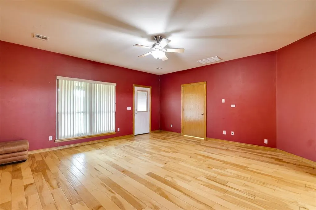 Photo 13 — 2384 County Road 1270, Blanchard, OK 73010