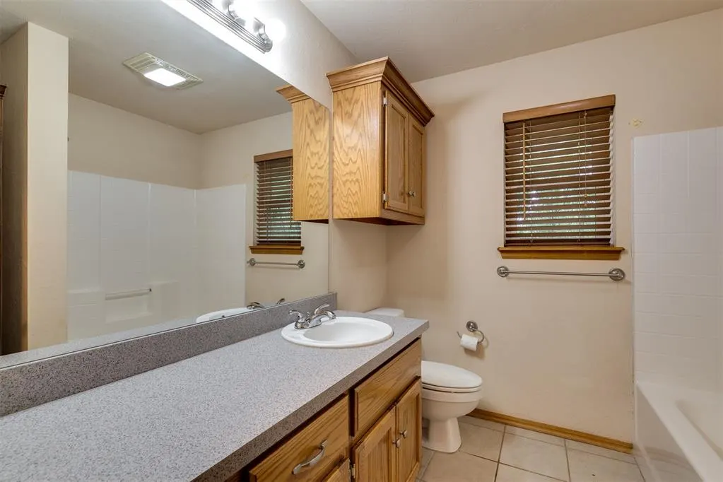 Photo 34 — 2384 County Road 1270, Blanchard, OK 73010