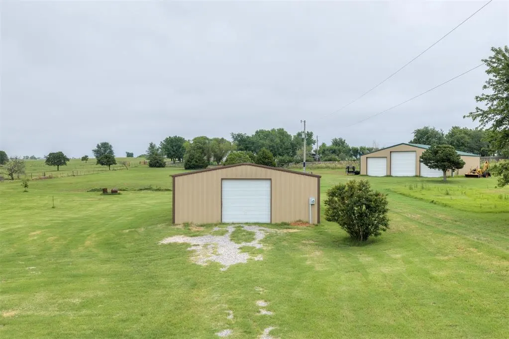 Photo 39 — 2384 County Road 1270, Blanchard, OK 73010