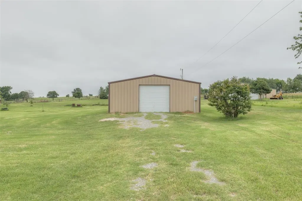 Photo 47 — 2384 County Road 1270, Blanchard, OK 73010
