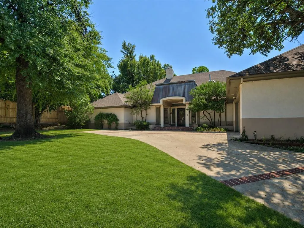 Front exterior — 3328 Willow Brook Road, Oklahoma City, OK 73120