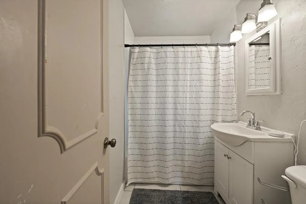 Photo 17 — 520 W 2nd Street, Edmond, OK 73003
