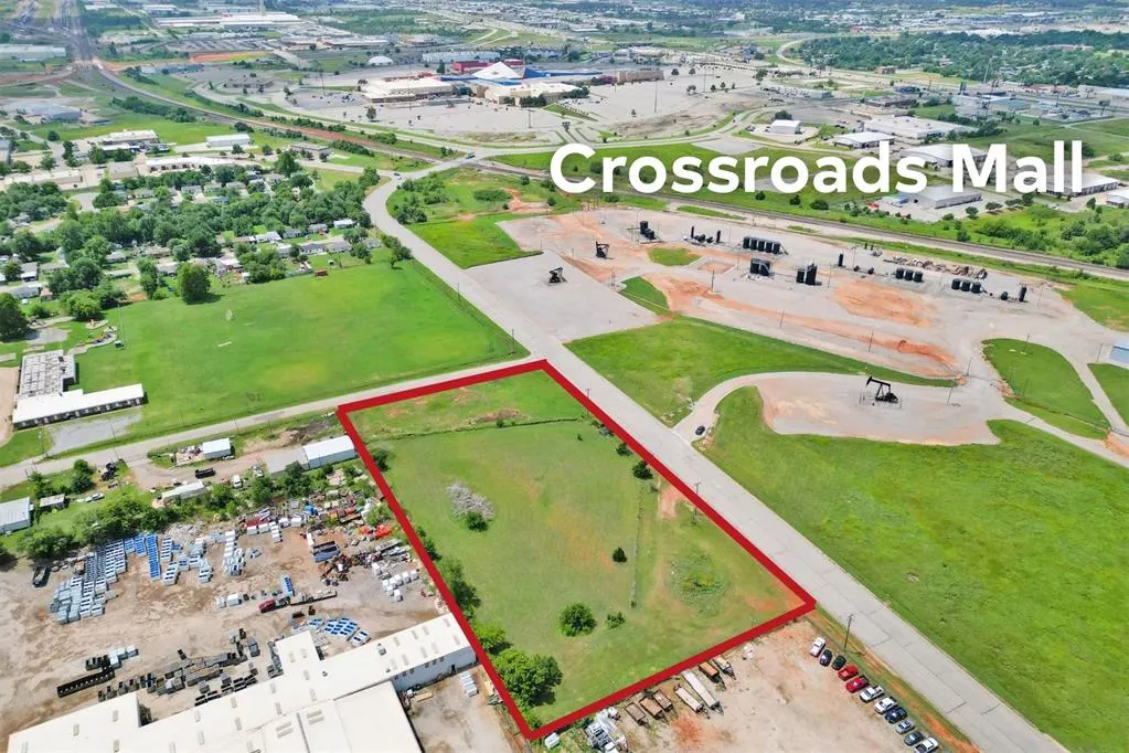 Photo 2 — 6200 Crossroads Boulevard, Oklahoma City, OK 73149