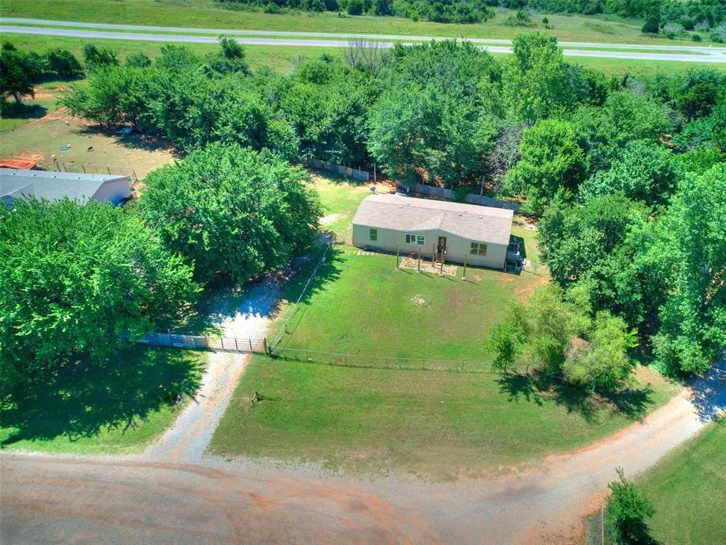 Photo 3 — 1714 NW 82nd Street, Blanchard, OK 73010