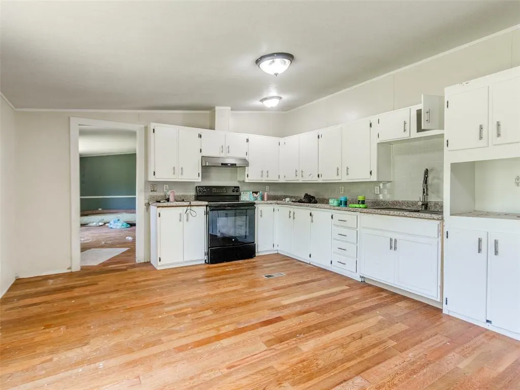 Photo 9 — 1714 NW 82nd Street, Blanchard, OK 73010