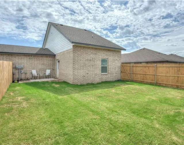 Photo 2 — 1867 Comice Drive, Newcastle, OK 73065
